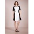KARL LAGERFELD FLARE DRESS Sukienka dzianinowa black/white K4821C014