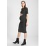 ISABELLA OLIVER DANNI RUCHED MATERNITY DRESS Sukienka etui black IS329F014