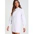 Fashion Union Tall ADIREL Sukienka koszulowa white FAC21C011