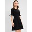 Dorothy Perkins Petite PRINT EYELET DRESS Sukienka z dżerseju black DP721C064