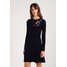 Dorothy Perkins FLORAL EMBROIDERED SHIFT DRESS Sukienka dzianinowa black DP521C1CJ