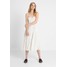 New Look PRINT MIDI Długa sukienka white NL021C0U8