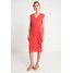 Selected Femme SFIVY V-NECK SLIT DRESS Sukienka z dżerseju high risk red SE521C0EP