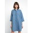 Monki MONA LISA DRESS Sukienka jeansowa dark blue MOQ21C01D