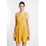 WAL G. PLUNGE NECK SKATER DRESS Sukienka z dżerseju mustard WG021C082