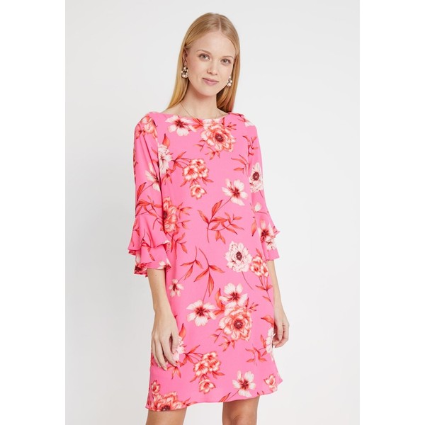 Wallis VIVID FLORAL FLUTE DRESS Sukienka letnia pink WL521C0N6