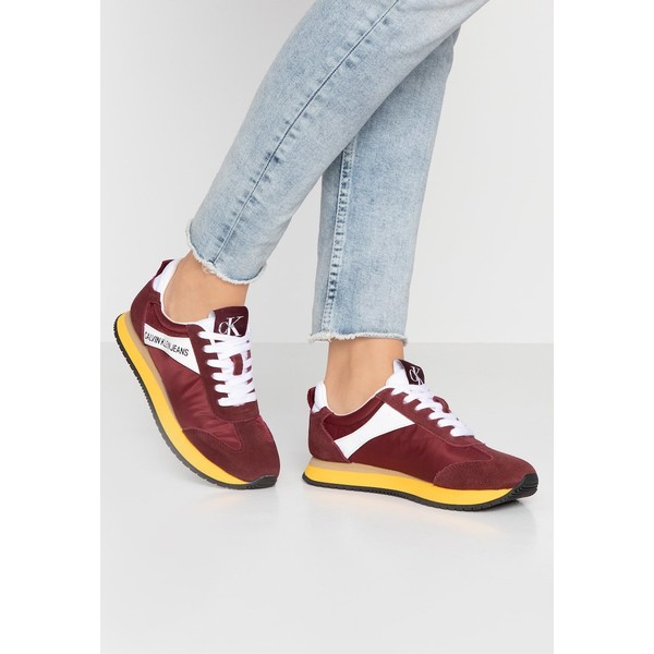 Calvin Klein Jeans JILL Sneakersy niskie multicolor/beet/red C1811A02I