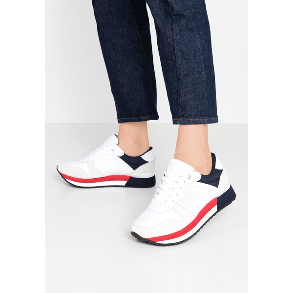 Tommy Hilfiger ACTIVE CITY Sneakersy niskie red TO111A09A