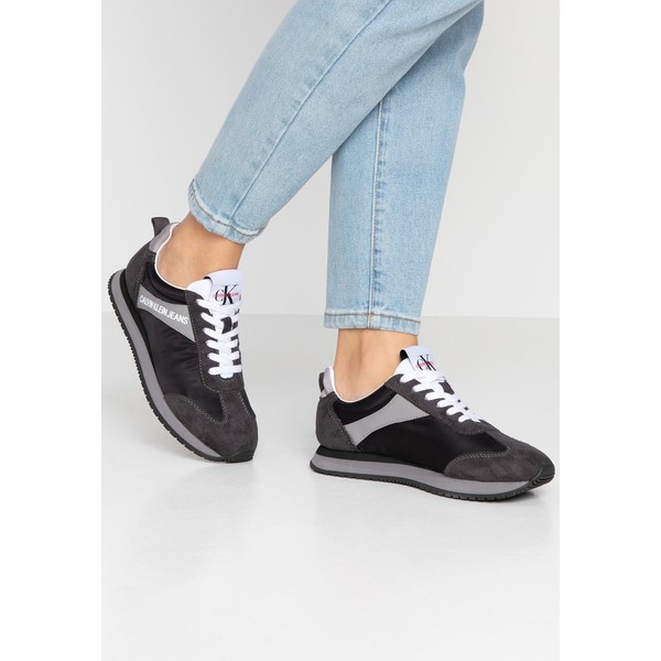 Calvin Klein Jeans JILL Sneakersy niskie black C1811A02I