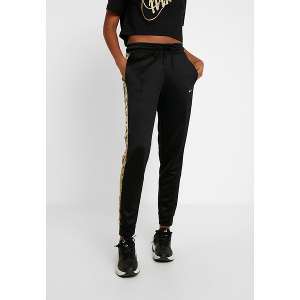Nike Sportswear JOGGER LOGO TAPE Spodnie treningowe black/gold NI121A0AD