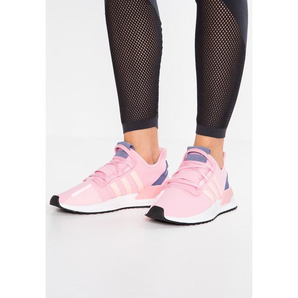 adidas Originals PATH RUN Sneakersy niskie true pink/clear orange/core black AD111A0QH