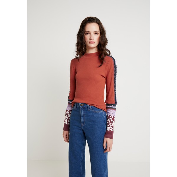 Free People SWITCH IT UP THERMAL Sweter red FP021D02N