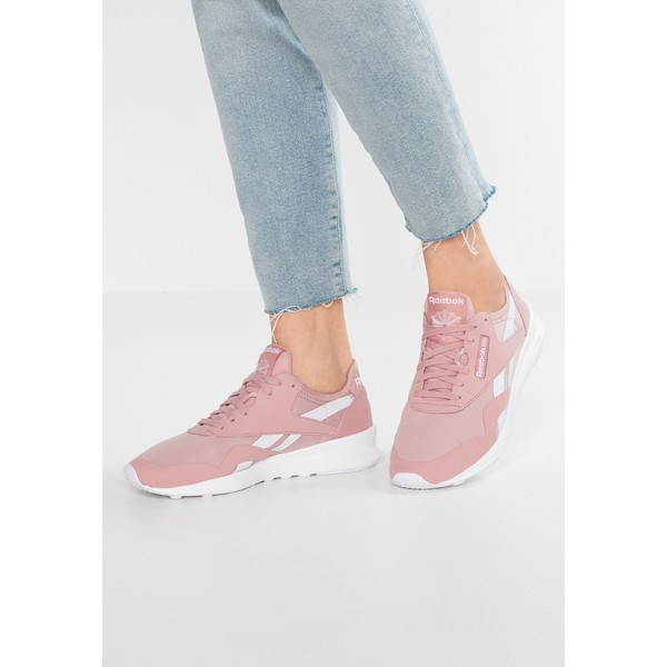 Reebok Classic Sneakersy niskie smoky rose/white RE011A034