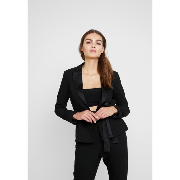 Missguided FRIDAY BELTED FITTED Żakiet black M0Q21G064