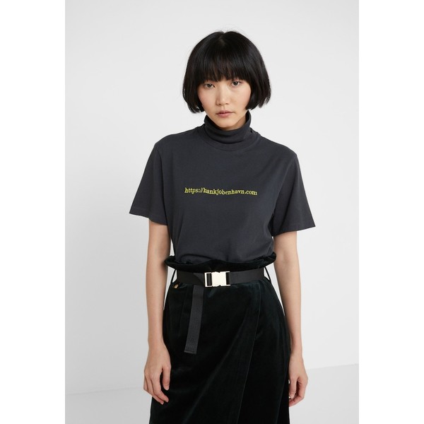 Han Kjobenhavn COLLAR TEE T-shirt z nadrukiem black HK021D009