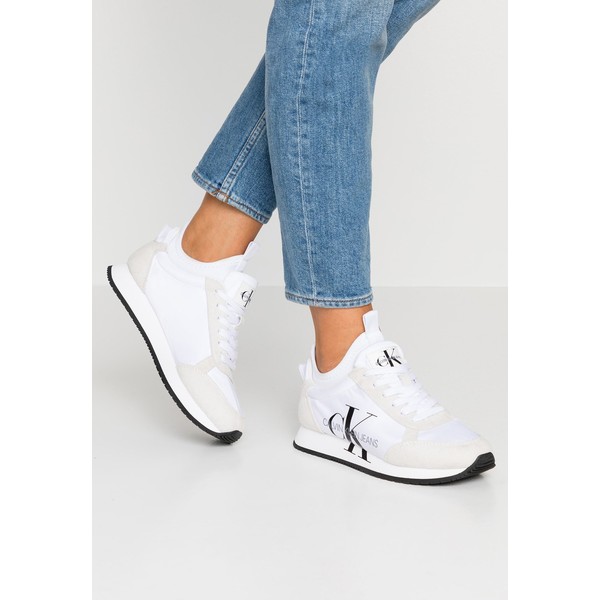 Calvin Klein Jeans JOSSLYN Sneakersy niskie bright white C1811A034