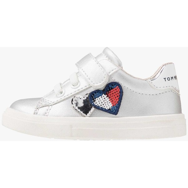Tommy Hilfiger Sneakersy niskie silver TO113D00Q