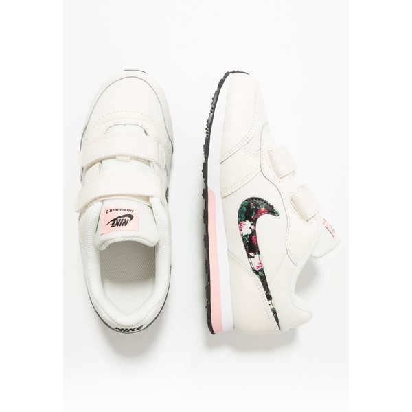 Nike Sportswear RUNNER 2 Sneakersy niskie pale ivory/black/pink tint/white NI113D084
