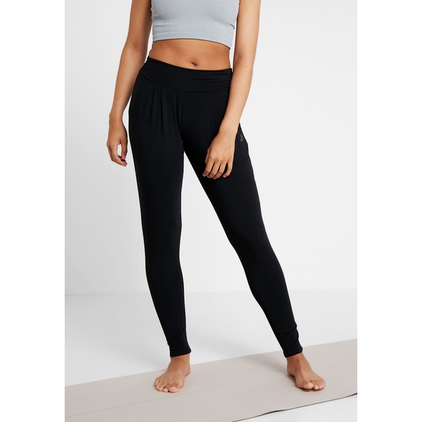 Curare Yogawear PANTS LONG LOOSE ROLL DOWN Spodnie treningowe black CY541E01G