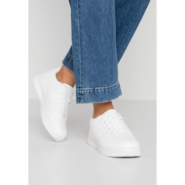 Rubi Shoes by Cotton On ALICE Sneakersy niskie white RUE11A01D