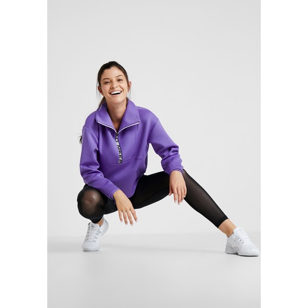 nike performance cropped mock neck