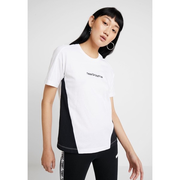 New Balance ATHLETICS CLASSIC LAYERING T-shirt z nadrukiem white NE221D007