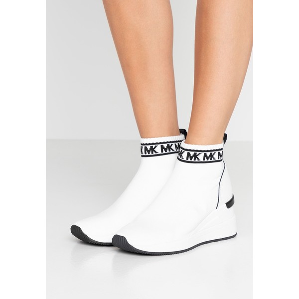MICHAEL Michael Kors SKYLER Sneakersy wysokie optic white/black MK111A0BB