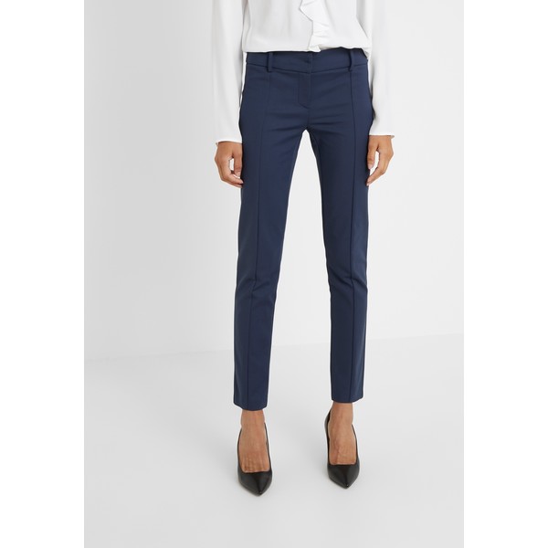 Patrizia Pepe LOW FIT PANT Spodnie materiałowe navy P1421A05Y