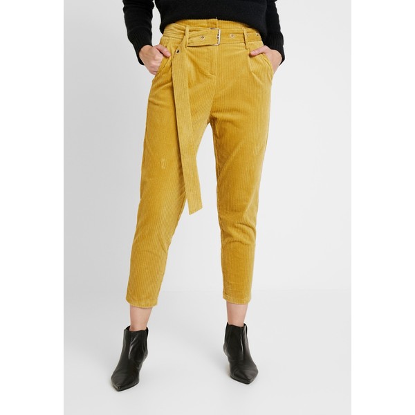 Honey Punch CROPPED PANT WITH SELF BELT DETAIL Spodnie materiałowe mustard HOP21A01G