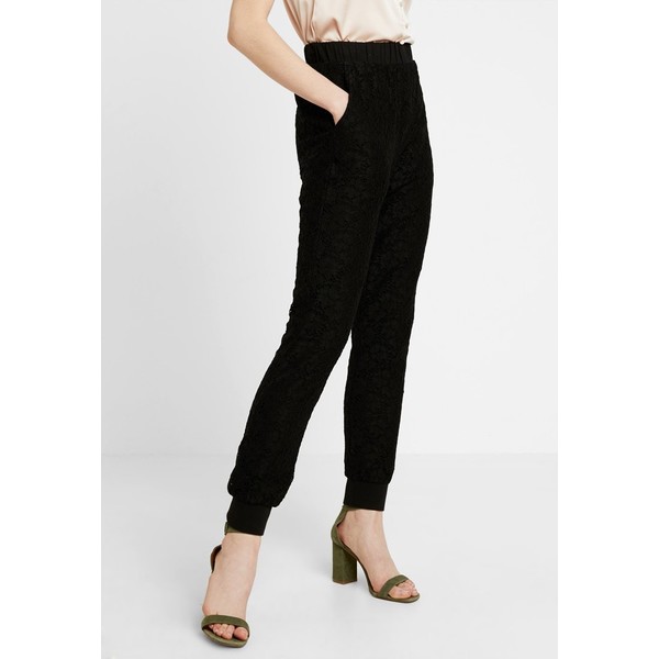 Urban Classics LADIES PANTS Spodnie materiałowe black UR621A02B