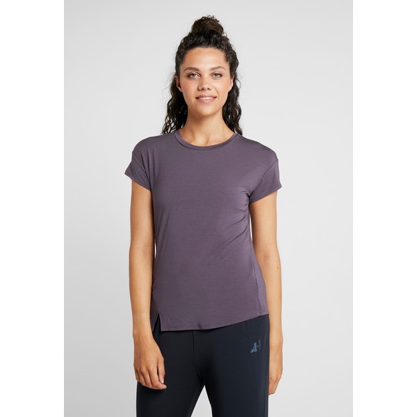 Curare Yogawear SLIT T-shirt z nadrukiem aubergine CY541D01M