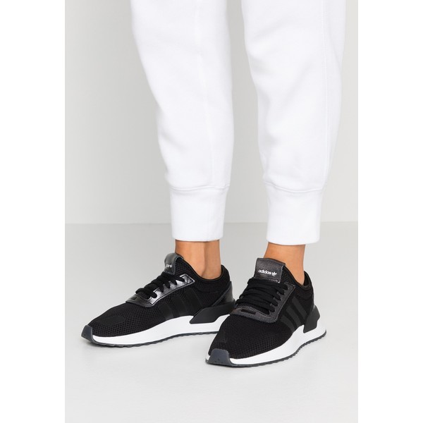 adidas Originals U_PATH X RUNNING-STYLE SHOES Sneakersy niskie core black/purple beauty/footwear white AD111A0SV