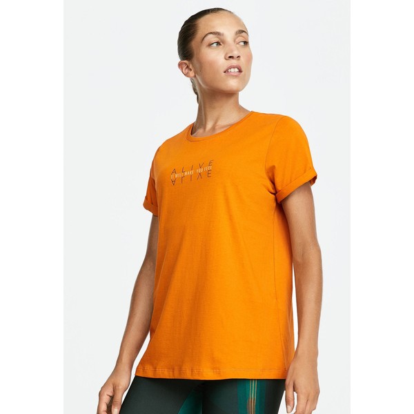OYSHO_SPORT T-shirt z nadrukiem orange OY241D00L