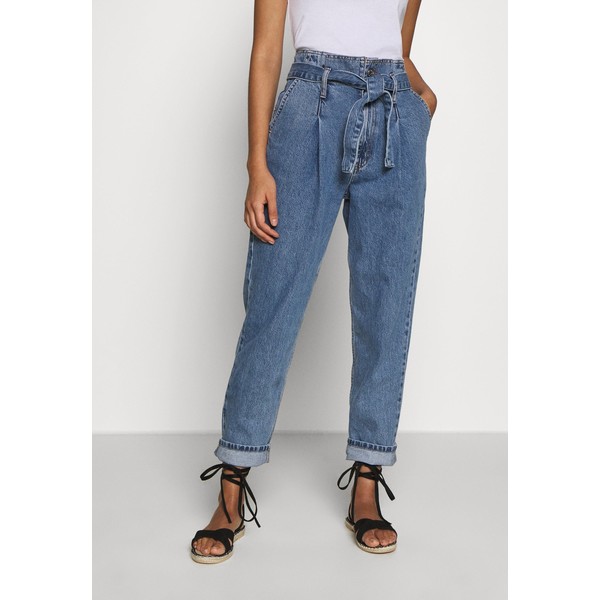 Topshop PAPERBAG MOM Jeansy Relaxed Fit mid blue TP721N0EU