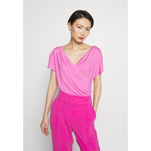 By Malene Birger NIMES T-shirt z nadrukiem vibrant pink BY121D023