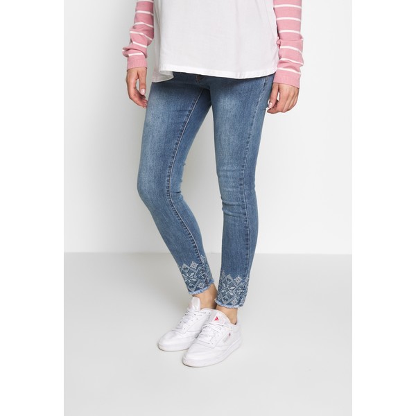 ohma! CROP WITH EMBROIDERY ON BOTTOM Jeansy Skinny Fit light indigo OH029A00G