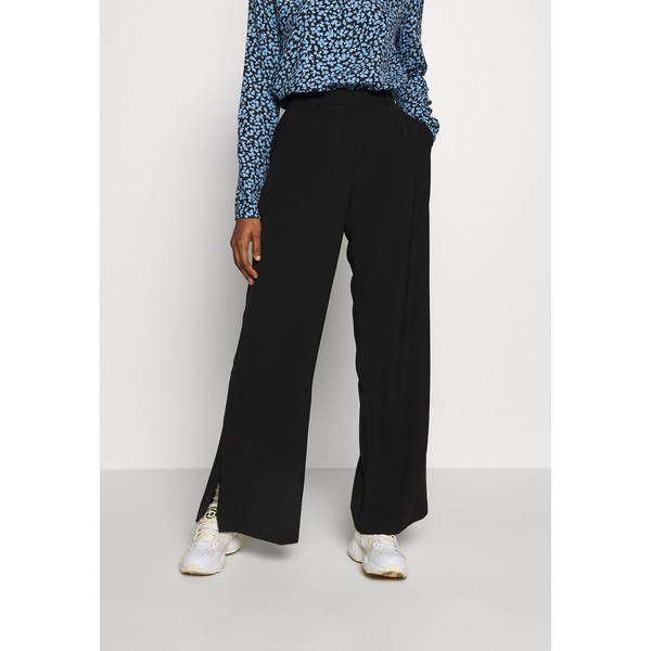 Selected Femme SLFMAYA FLARED SLIT PANT Spodnie materiałowe black SE521A0G7