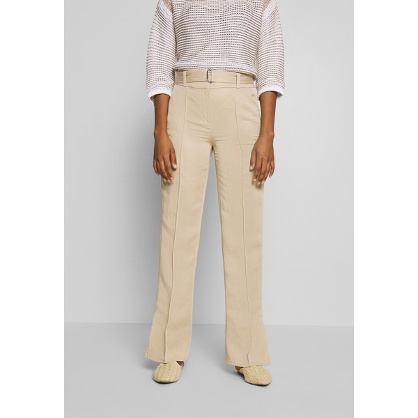 Marc O'Polo PURE PANTS STRAIGHT FIT WITH SLIT D-RING BELT Spodnie materiałowe warm sand M3X21A00G