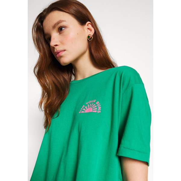 Billabong BUNS ALL DAY TEE T-shirt z nadrukiem emerald BI721D05E