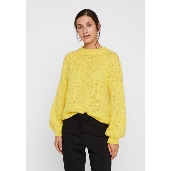 YAS Sweter vibrant yellow Y0121I07A