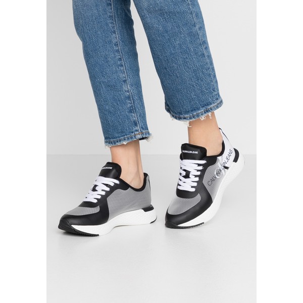 Calvin Klein Jeans AMEDEA Sneakersy niskie black/white C1811A03G