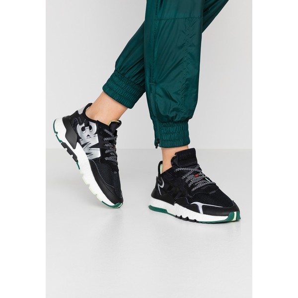 adidas Originals NITE JOGGER Sneakersy niskie core black/carbon AD111A0X9