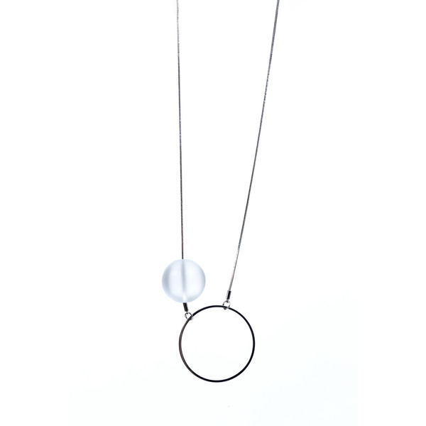 Monnari Długi naszyjnik ze szklaną kulą 19J-NEC0470-K022