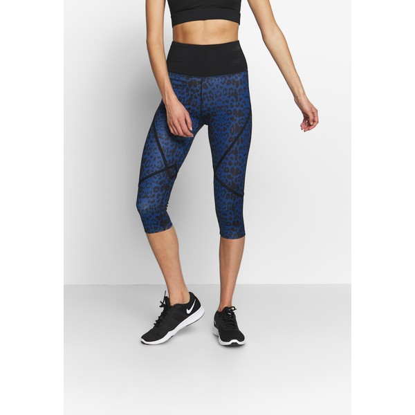Wolf & Whistle EXCLUSIVE TO ZALANDO PAINTED LEOPARD CROPPED LEGGINGS Legginsy blue WOC41E00N