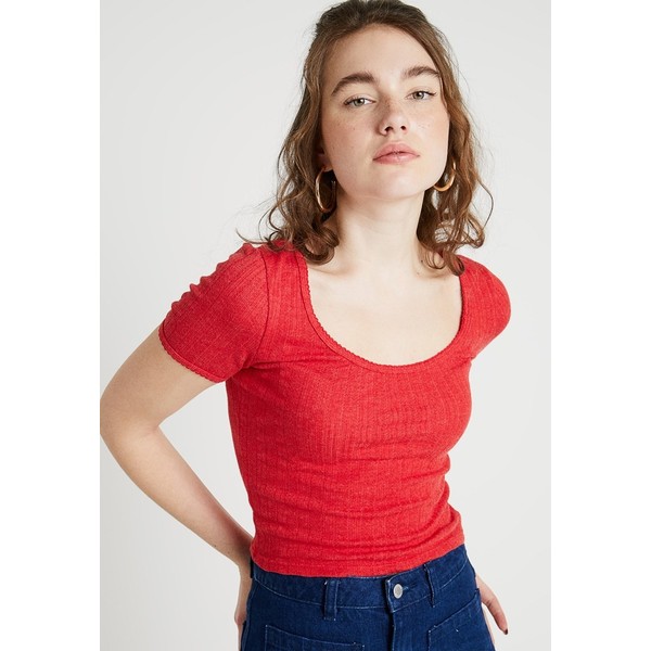 Miss Selfridge POINTELLE TEE T-shirt z nadrukiem red MF921D0CL