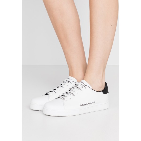 Emporio Armani Sneakersy niskie white/black EA811A02R
