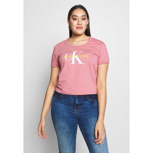 Calvin Klein Jeans Plus VEGETABLE DYE MONOGRAMTEE T-shirt z nadrukiem brandied apricot C2Q21D004