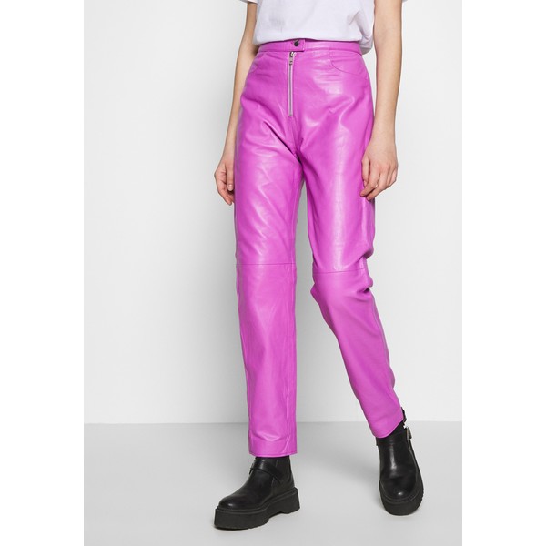 HOSBJERG RUDY TROUSERS Spodnie materiałowe purple HOX21A007