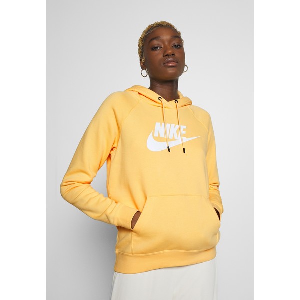Nike Sportswear HOODIE Bluza z kapturem topaz gold/white NI121J0AX