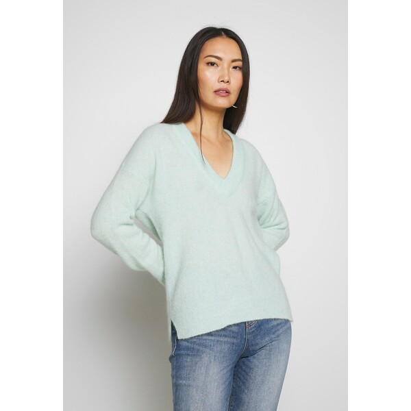 InWear PAPINAIW VNECK Sweter mint green IN321I03H